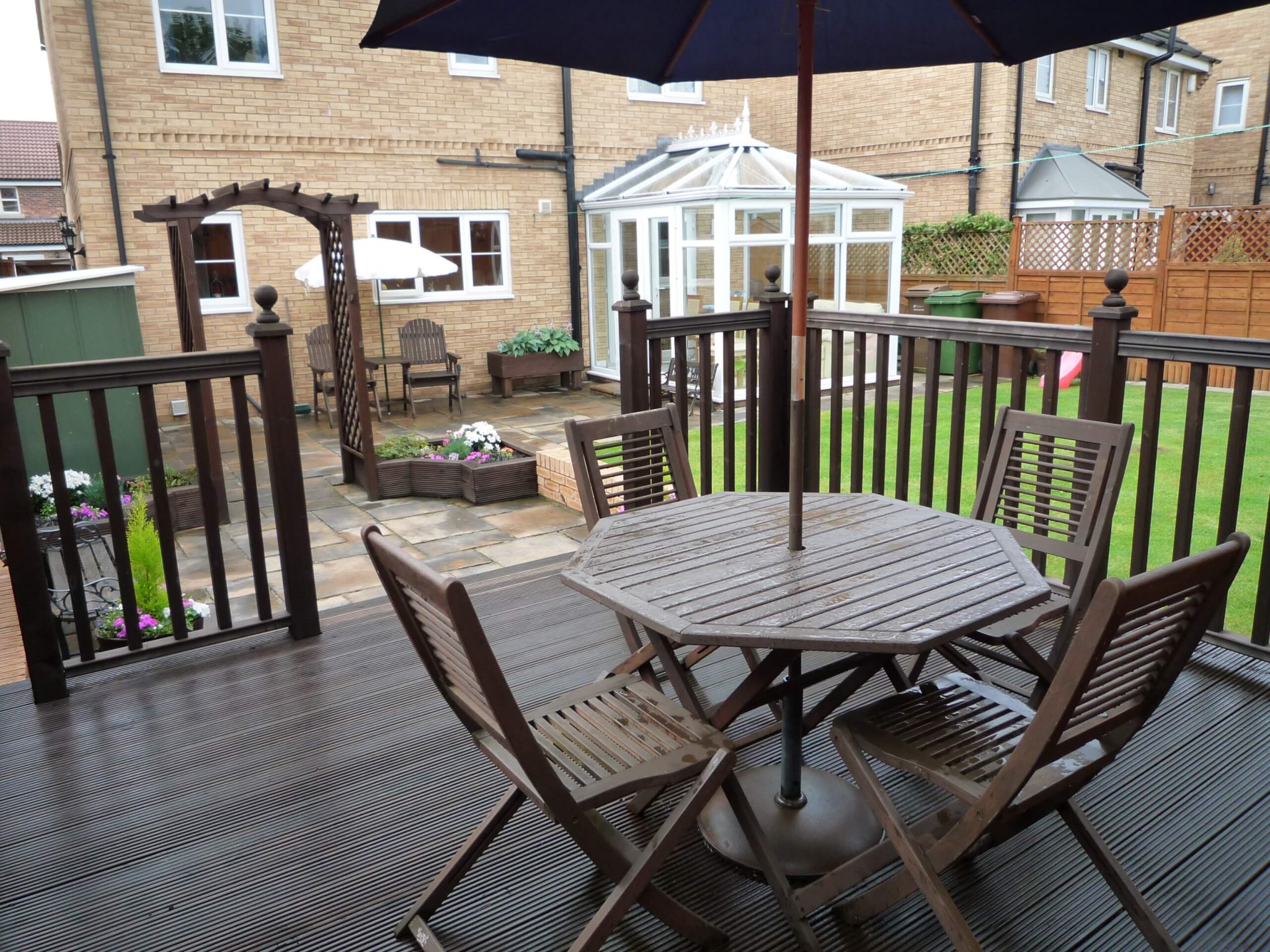 A large background that switches between images of properties, property maintenance performed by PPC, and pictures of Castleford, Pontefract, and the surrounding area.